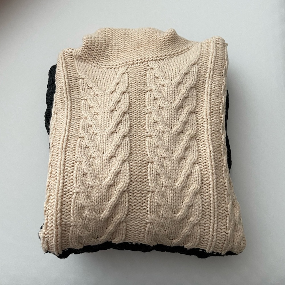Eggie Color Block Knit Sweater